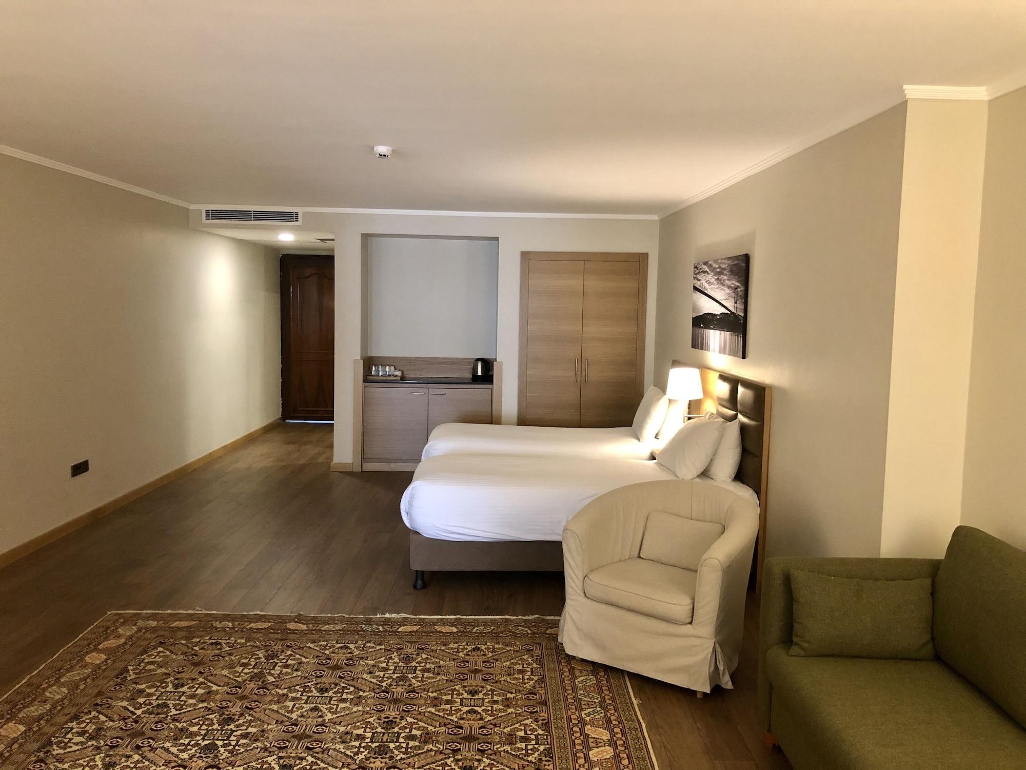 Fehmi Bey Suites อิสตันบูล ภายนอก รูปภาพ